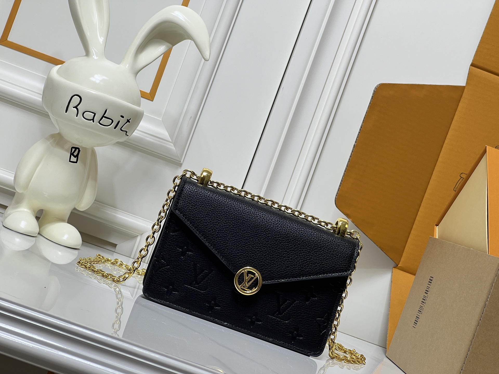 Louis Vuitton LV Classic Bucket Bag Premium Canvas Model M45497 Crossbody Strap Luxury Daily Wear Luxury Designer